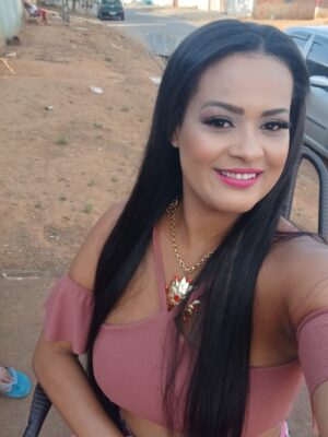 Negra safadinha 64992725698, Escort em Trindade - GO
