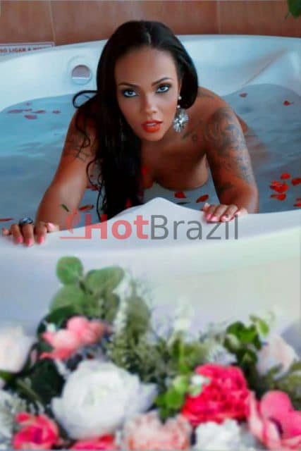 acompanhante Giovanna Andrade - Copacabana - RJ 71996077515
